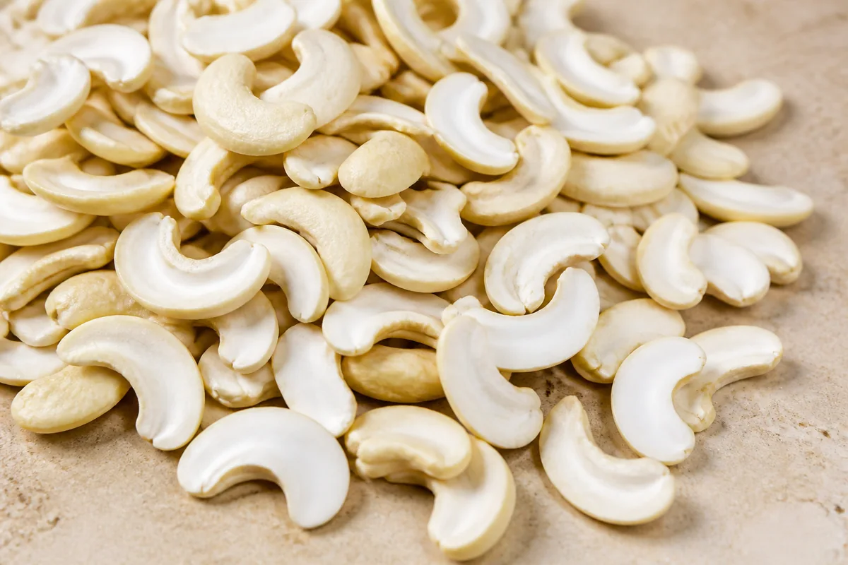 Cashew splits ingredient grade